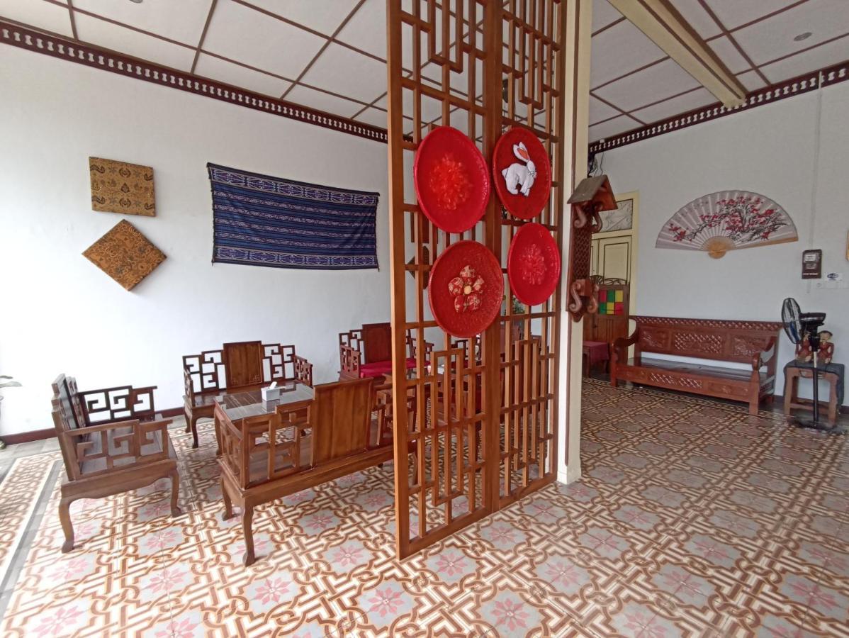 Mruyung Guest House Kota Lama Banyumas Mitra Reddoorz Exterior photo